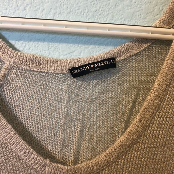 ❌ SOLD- Brandy Melville Sweater - Picture 3 of 3